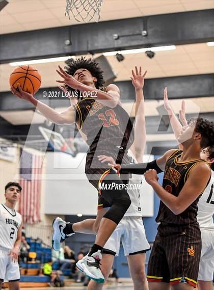Thumbnail 2 in JSerra Catholic vs. Foothill (CDM Beach Bash Tournament) photogallery.