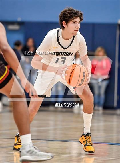 Thumbnail 2 in JSerra Catholic vs. Foothill (CDM Beach Bash Tournament) photogallery.