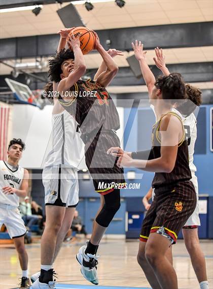 Thumbnail 3 in JSerra Catholic vs. Foothill (CDM Beach Bash Tournament) photogallery.