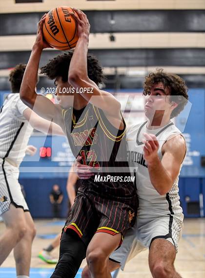 Thumbnail 1 in JSerra Catholic vs. Foothill (CDM Beach Bash Tournament) photogallery.