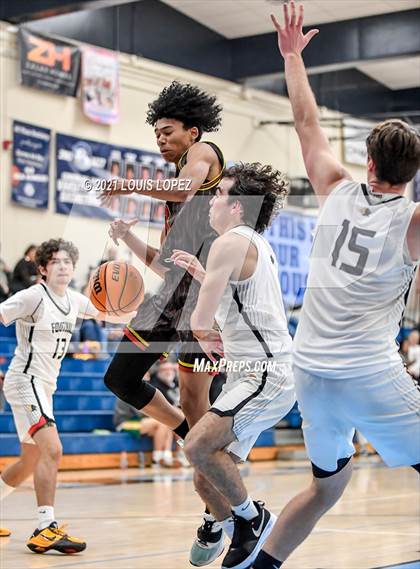 Thumbnail 1 in JSerra Catholic vs. Foothill (CDM Beach Bash Tournament) photogallery.