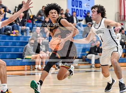 Thumbnail 1 in JSerra Catholic vs. Foothill (CDM Beach Bash Tournament) photogallery.