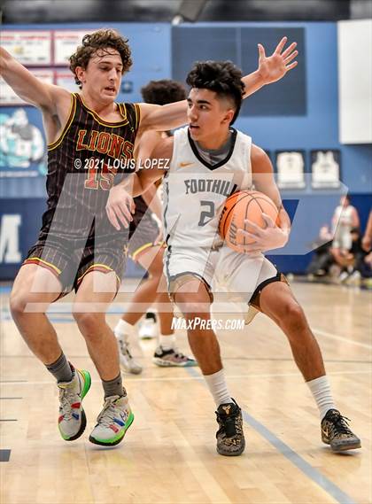Thumbnail 1 in JSerra Catholic vs. Foothill (CDM Beach Bash Tournament) photogallery.