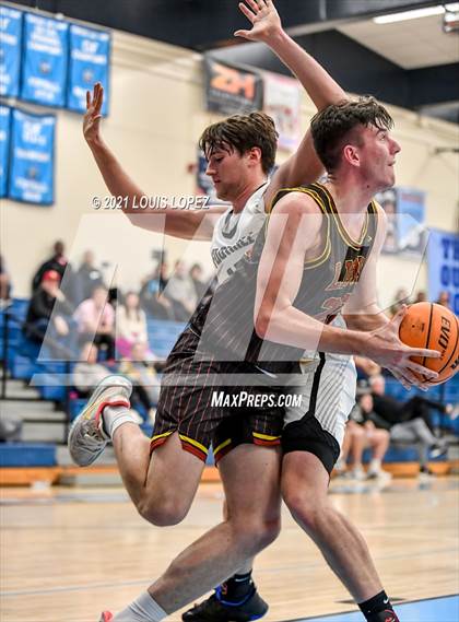 Thumbnail 2 in JSerra Catholic vs. Foothill (CDM Beach Bash Tournament) photogallery.