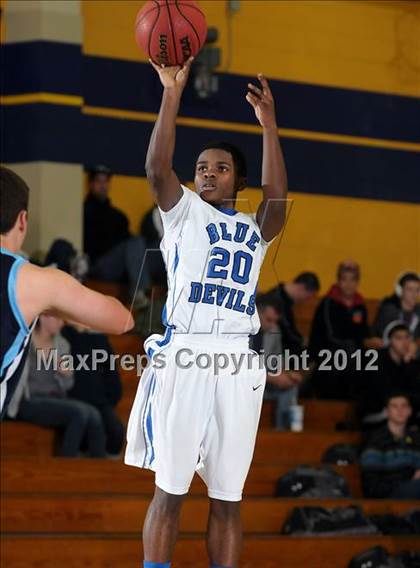 Thumbnail 3 in Pleasant Valley vs. Davis (Trojan Toss-Up) photogallery.