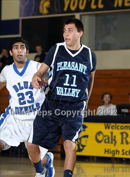 Thumbnail 2 in Pleasant Valley vs. Davis (Trojan Toss-Up) photogallery.