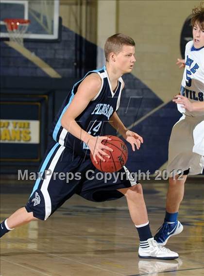 Thumbnail 3 in Pleasant Valley vs. Davis (Trojan Toss-Up) photogallery.