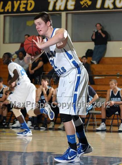 Thumbnail 2 in Pleasant Valley vs. Davis (Trojan Toss-Up) photogallery.