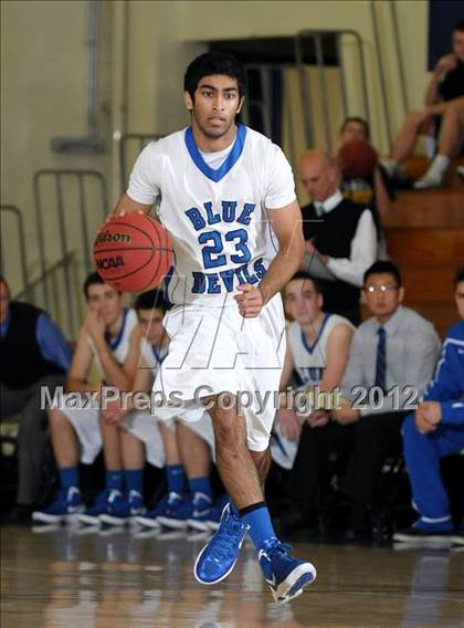 Thumbnail 1 in Pleasant Valley vs. Davis (Trojan Toss-Up) photogallery.