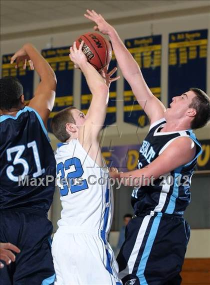 Thumbnail 3 in Pleasant Valley vs. Davis (Trojan Toss-Up) photogallery.