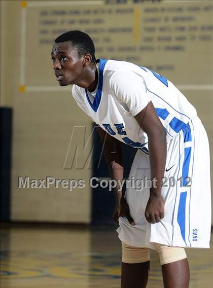 Thumbnail 1 in Pleasant Valley vs. Davis (Trojan Toss-Up) photogallery.