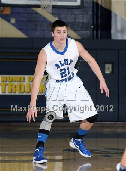 Thumbnail 3 in Pleasant Valley vs. Davis (Trojan Toss-Up) photogallery.