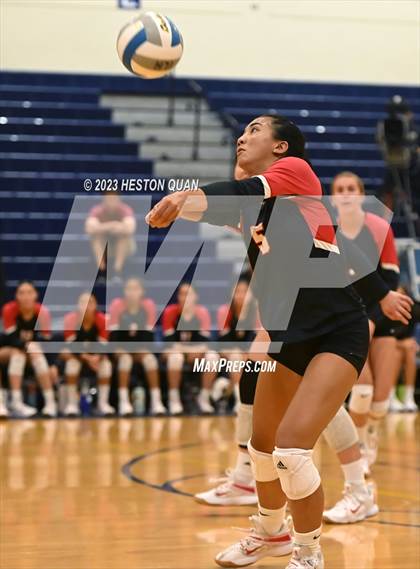 Thumbnail 3 in 'Iolani @ Kamehameha Kapalama photogallery.