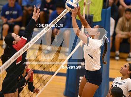 Thumbnail 2 in 'Iolani @ Kamehameha Kapalama photogallery.