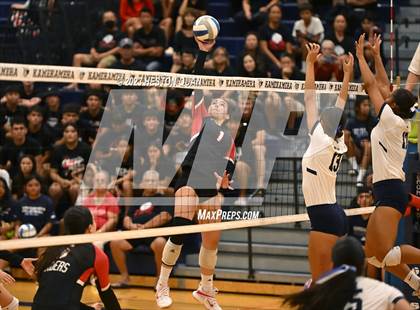 Thumbnail 2 in 'Iolani @ Kamehameha Kapalama photogallery.