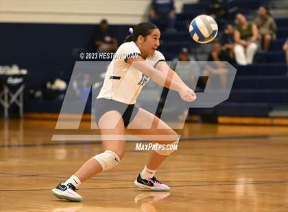 Thumbnail 3 in 'Iolani @ Kamehameha Kapalama photogallery.