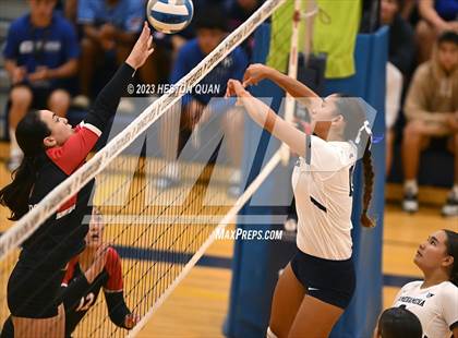 Thumbnail 3 in 'Iolani @ Kamehameha Kapalama photogallery.