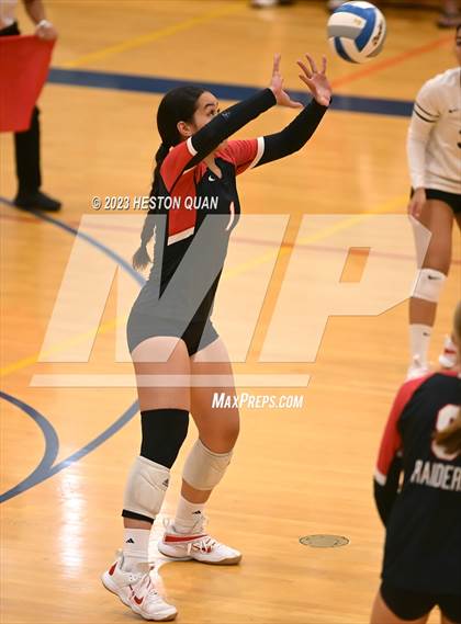 Thumbnail 1 in 'Iolani @ Kamehameha Kapalama photogallery.