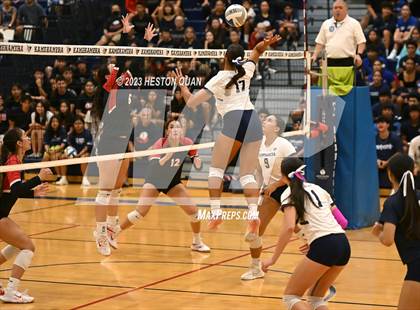 Thumbnail 1 in 'Iolani @ Kamehameha Kapalama photogallery.