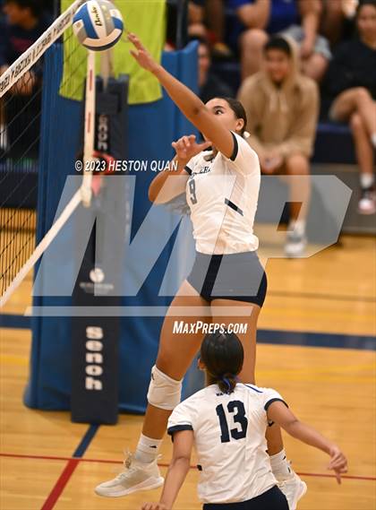 Thumbnail 1 in 'Iolani @ Kamehameha Kapalama photogallery.