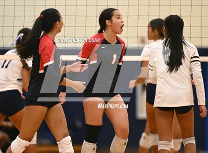 Thumbnail 3 in 'Iolani @ Kamehameha Kapalama photogallery.