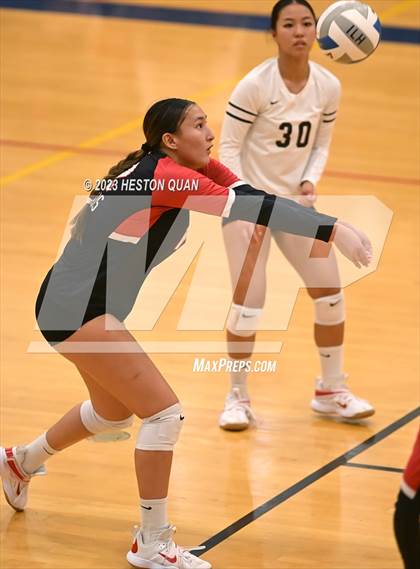 Thumbnail 2 in 'Iolani @ Kamehameha Kapalama photogallery.