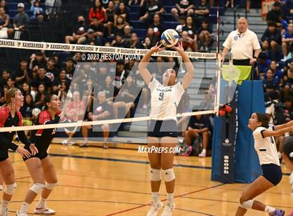 Thumbnail 3 in 'Iolani @ Kamehameha Kapalama photogallery.