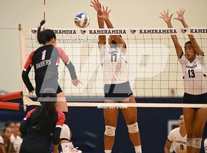 Thumbnail 2 in 'Iolani @ Kamehameha Kapalama photogallery.