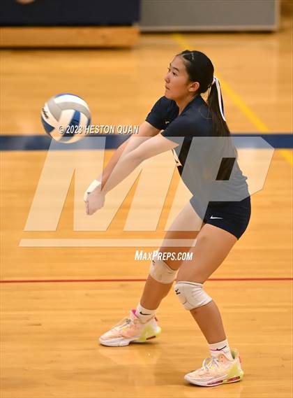 Thumbnail 1 in 'Iolani @ Kamehameha Kapalama photogallery.