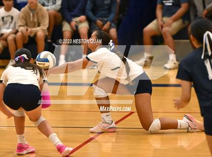 Thumbnail 3 in 'Iolani @ Kamehameha Kapalama photogallery.