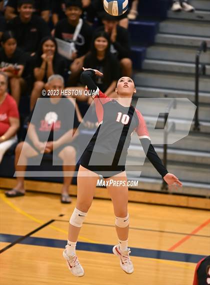 Thumbnail 3 in 'Iolani @ Kamehameha Kapalama photogallery.