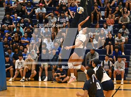 Thumbnail 2 in 'Iolani @ Kamehameha Kapalama photogallery.