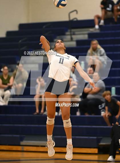 Thumbnail 3 in 'Iolani @ Kamehameha Kapalama photogallery.