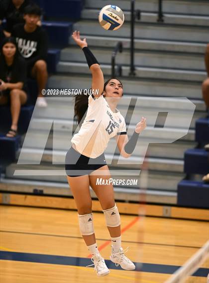 Thumbnail 1 in 'Iolani @ Kamehameha Kapalama photogallery.