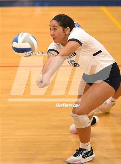 Thumbnail 2 in 'Iolani @ Kamehameha Kapalama photogallery.