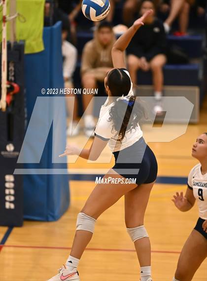 Thumbnail 3 in 'Iolani @ Kamehameha Kapalama photogallery.