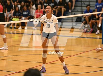 Thumbnail 3 in 'Iolani @ Kamehameha Kapalama photogallery.