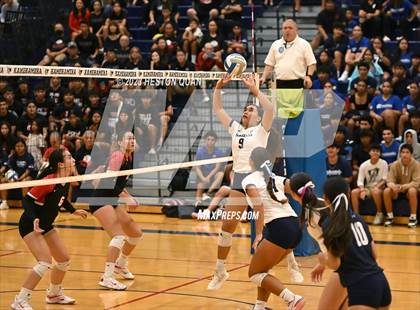 Thumbnail 3 in 'Iolani @ Kamehameha Kapalama photogallery.