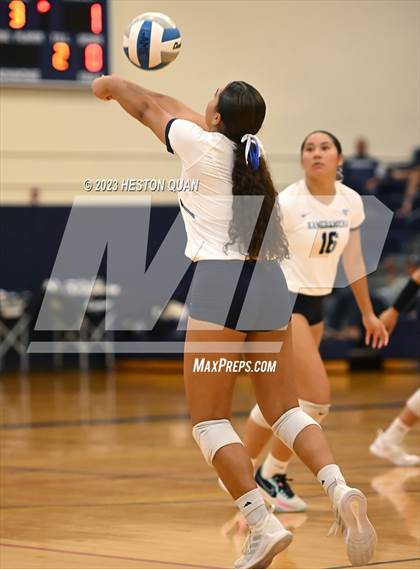 Thumbnail 2 in 'Iolani @ Kamehameha Kapalama photogallery.