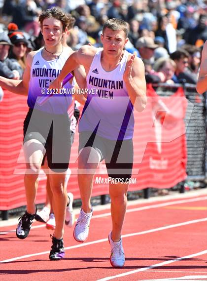 Thumbnail 1 in Boys Semi Final Track photogallery.