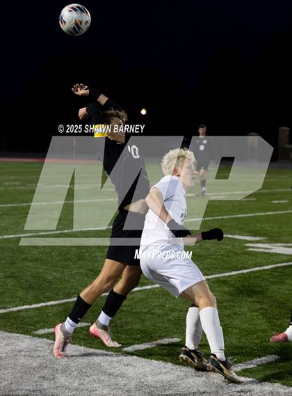 Thumbnail 1 in Covenant Christian vs. Fort Wayne Blackhawk Christian (IHSAA Class 1A Semi-State Championship) photogallery.