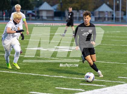 Thumbnail 3 in Covenant Christian vs. Fort Wayne Blackhawk Christian (IHSAA Class 1A Semi-State Championship) photogallery.