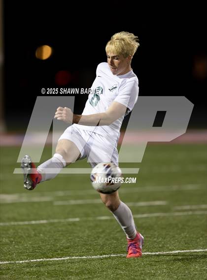 Thumbnail 1 in Covenant Christian vs. Fort Wayne Blackhawk Christian (IHSAA Class 1A Semi-State Championship) photogallery.