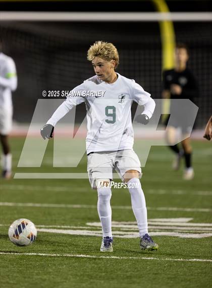 Thumbnail 1 in Covenant Christian vs. Fort Wayne Blackhawk Christian (IHSAA Class 1A Semi-State Championship) photogallery.