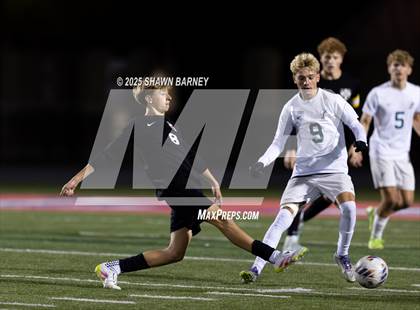 Thumbnail 3 in Covenant Christian vs. Fort Wayne Blackhawk Christian (IHSAA Class 1A Semi-State Championship) photogallery.