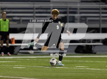 Thumbnail 3 in Covenant Christian vs. Fort Wayne Blackhawk Christian (IHSAA Class 1A Semi-State Championship) photogallery.