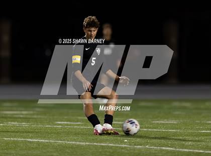 Thumbnail 3 in Covenant Christian vs. Fort Wayne Blackhawk Christian (IHSAA Class 1A Semi-State Championship) photogallery.