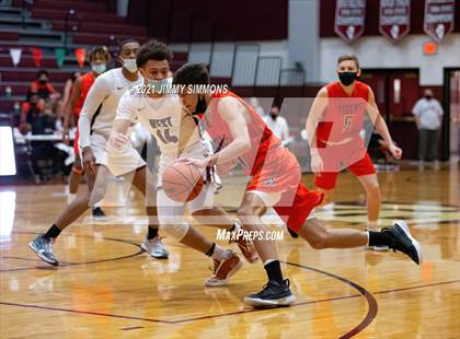 Thumbnail 3 in Edwardsville @ Belleville West photogallery.