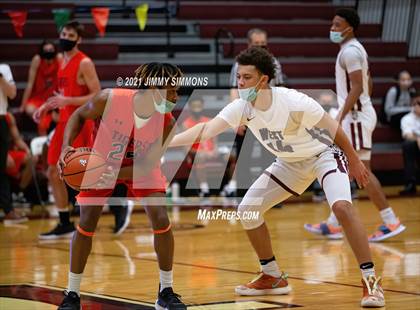 Thumbnail 2 in Edwardsville @ Belleville West photogallery.