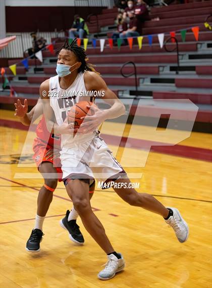 Thumbnail 1 in Edwardsville @ Belleville West photogallery.